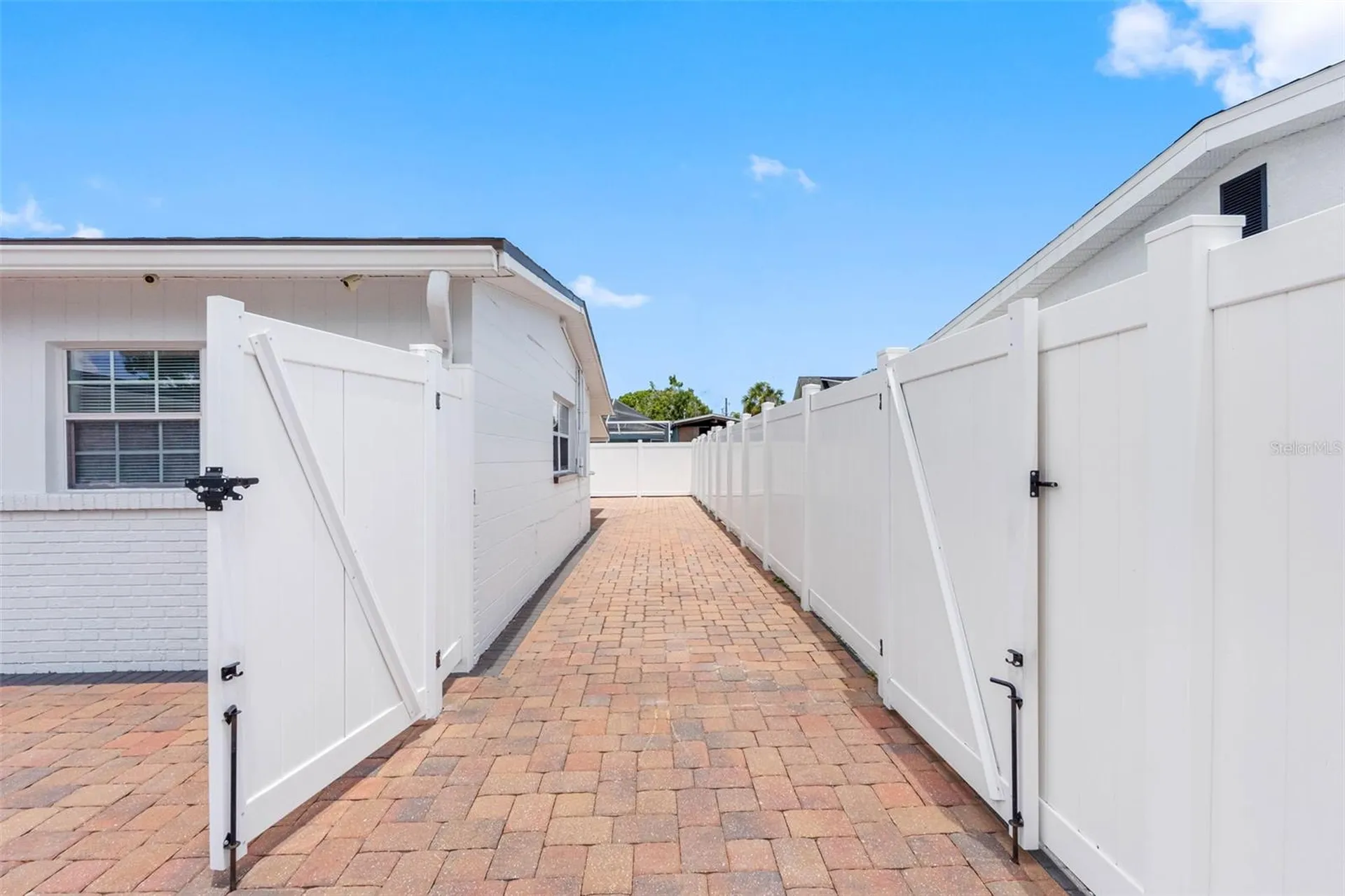 6033 Ambassador Drive Tampa FL 33615
