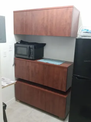 6033 Ambassador Drive Tampa FL 33615