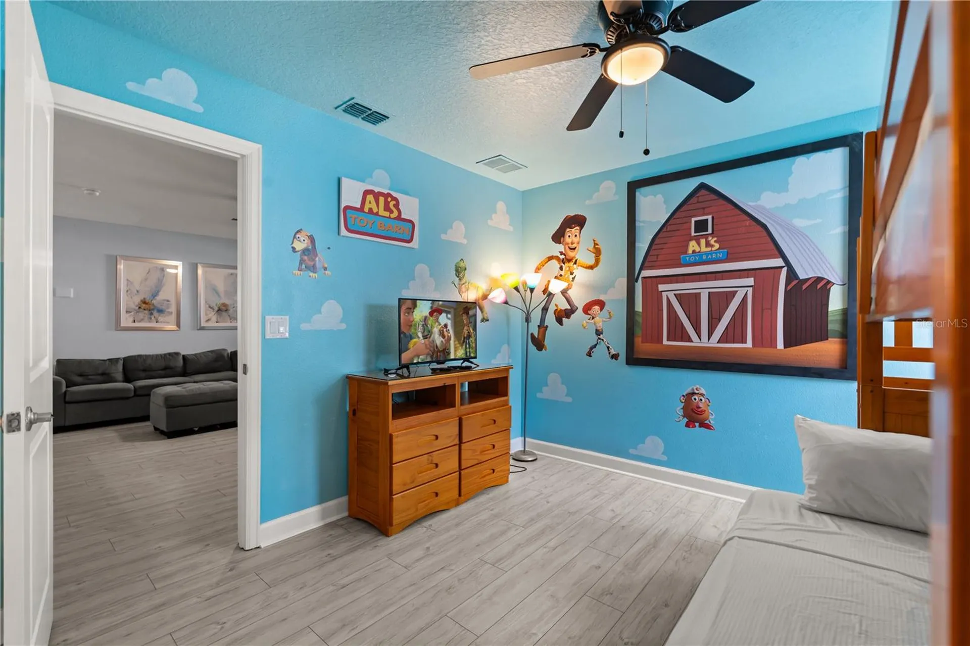 1592 Maidstone Court Davenport FL 33896