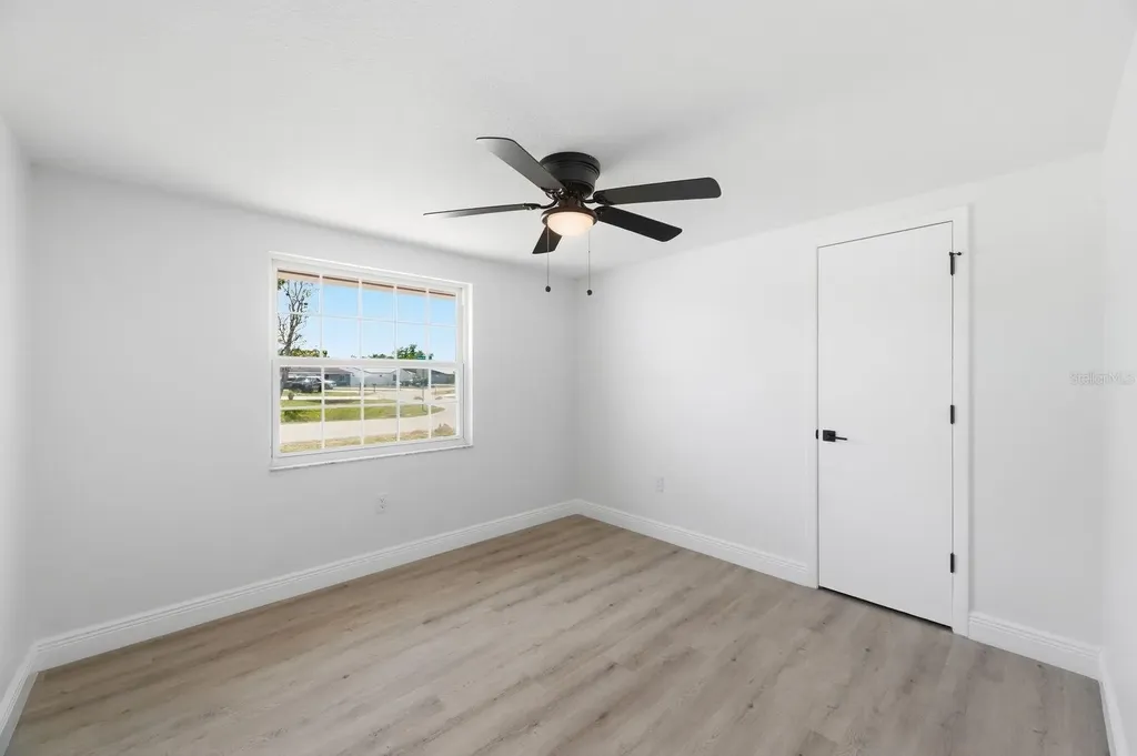 4760 Seville Drive Sarasota FL 34235
