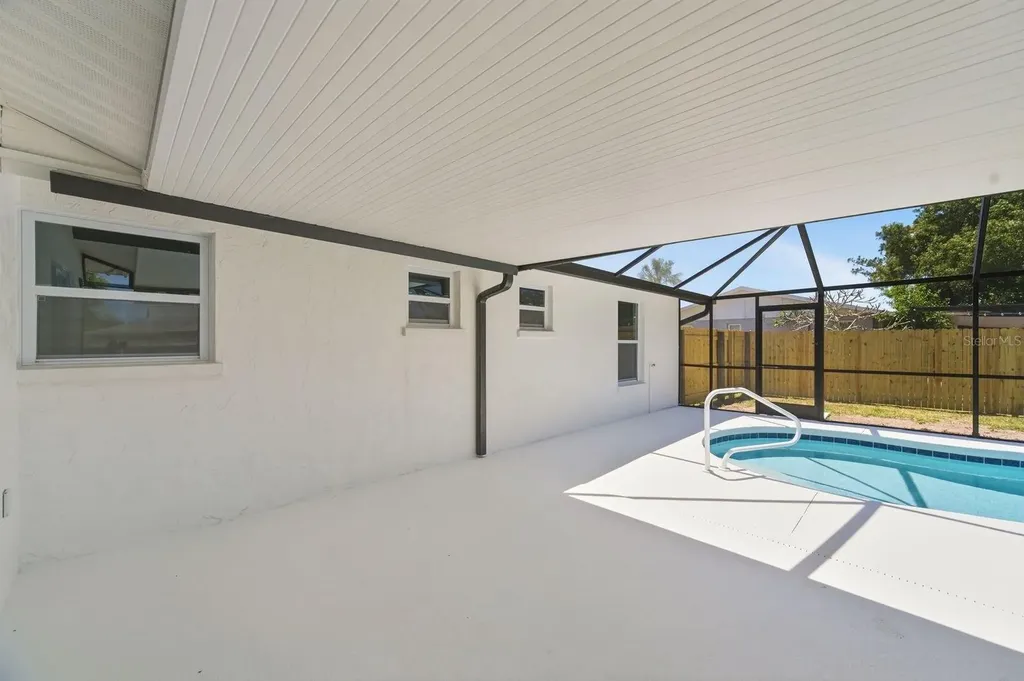 4760 Seville Drive Sarasota FL 34235