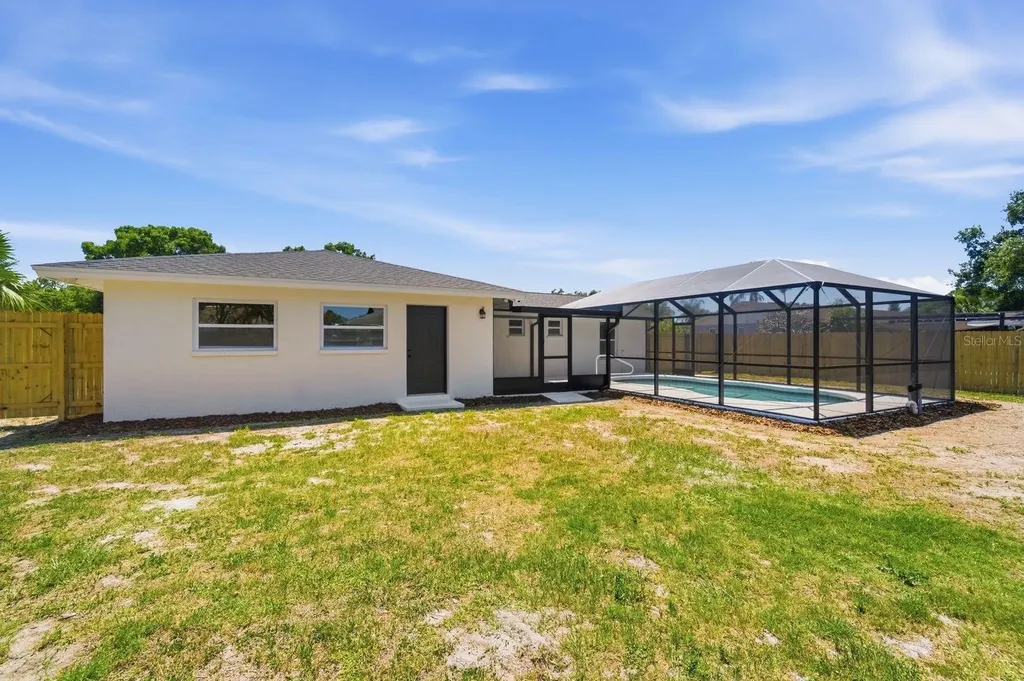 4760 Seville Drive Sarasota FL 34235