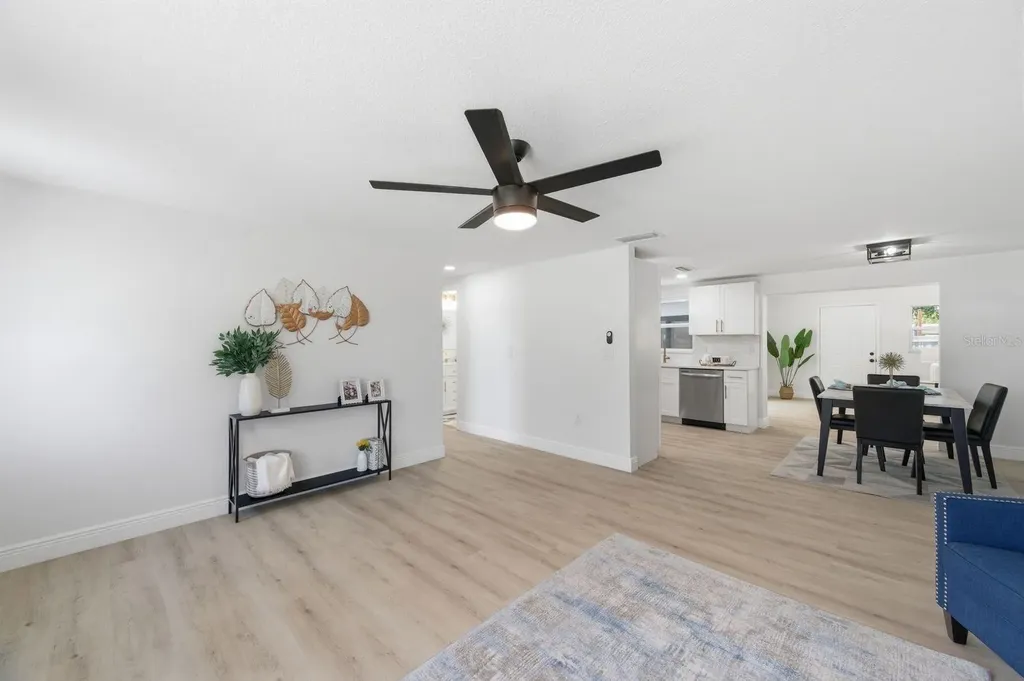 4760 Seville Drive Sarasota FL 34235