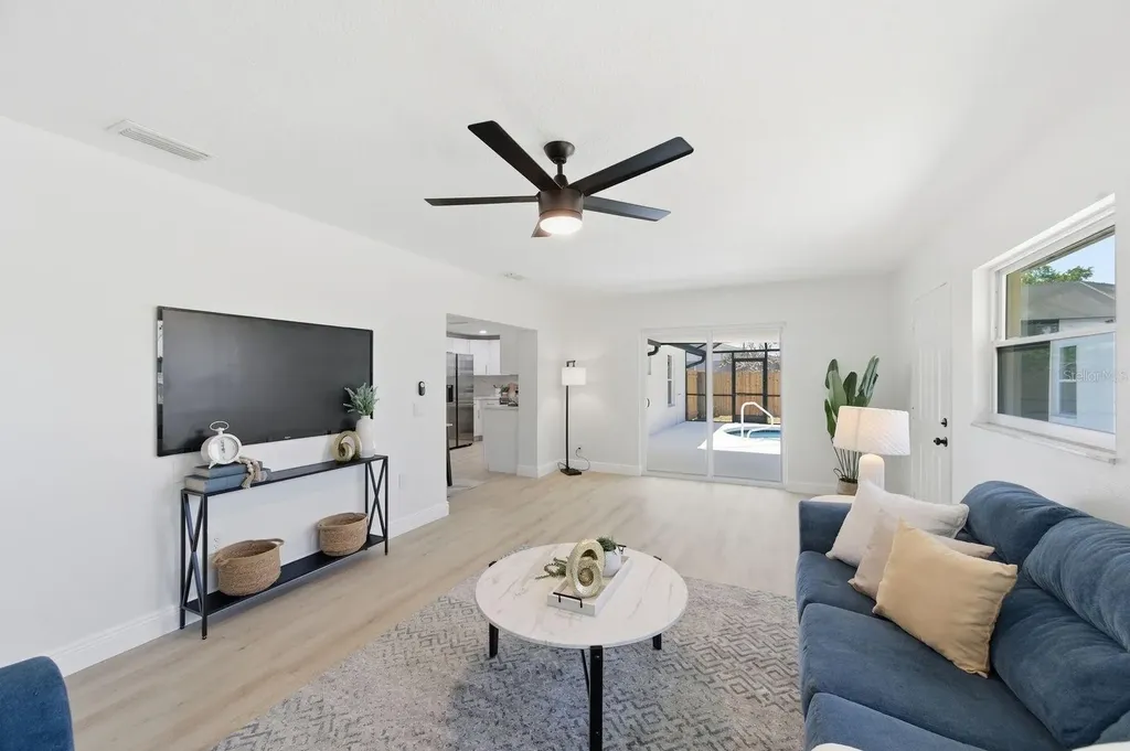4760 Seville Drive Sarasota FL 34235