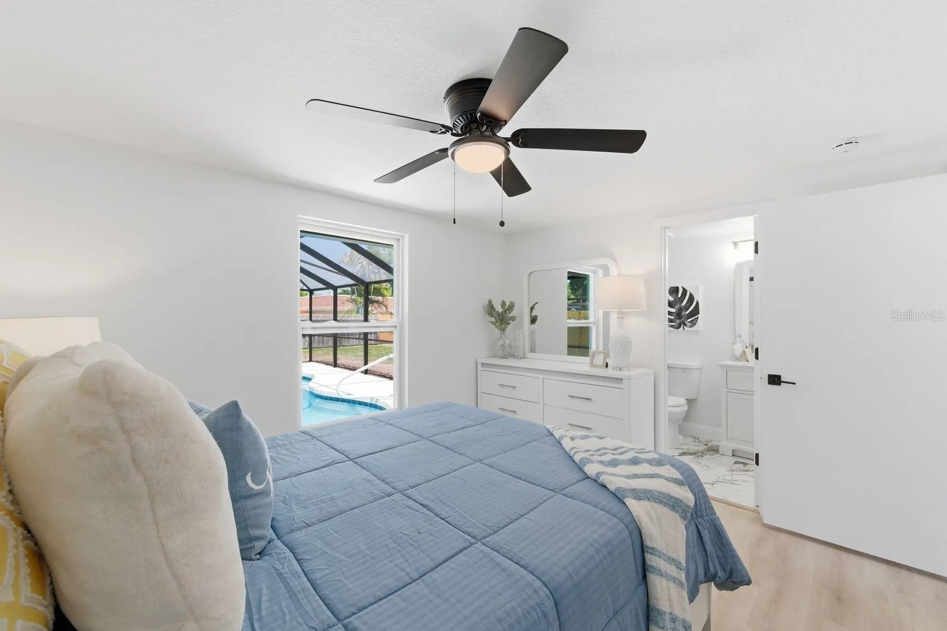 4760 Seville Drive Sarasota FL 34235