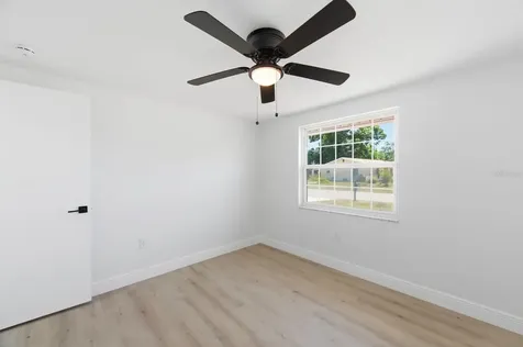 4760 Seville Drive Sarasota FL 34235