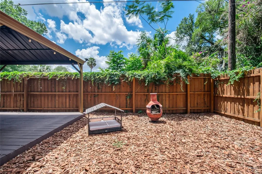 932 Mayfair Circle Orlando FL 32803