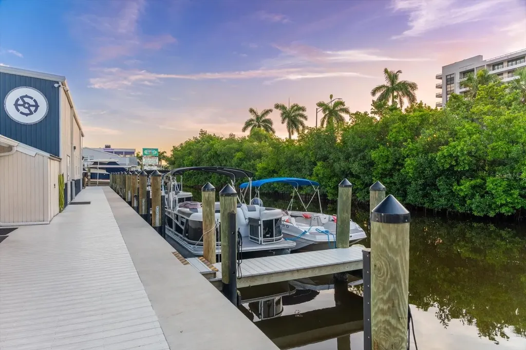 116 Vista Hermosa Circle Sarasota FL 34242