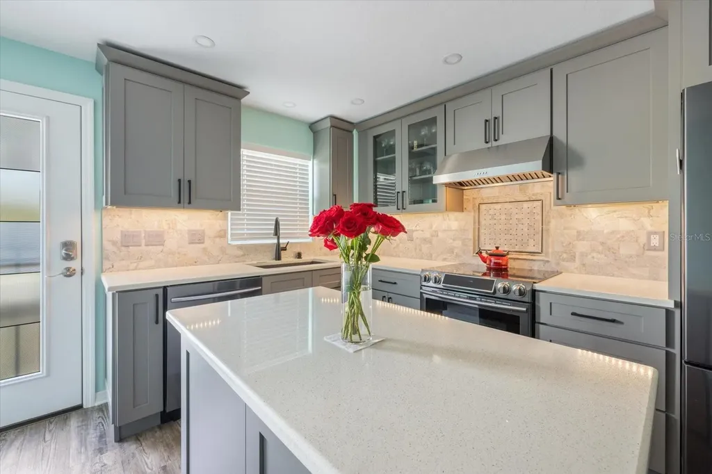 116 Vista Hermosa Circle Sarasota FL 34242