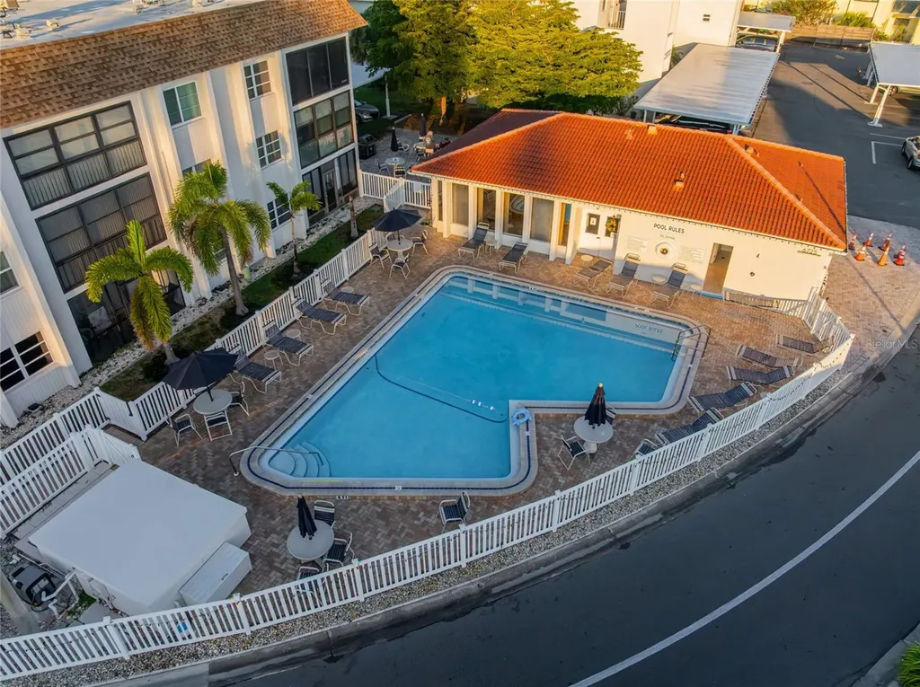 116 Vista Hermosa Circle Sarasota FL 34242