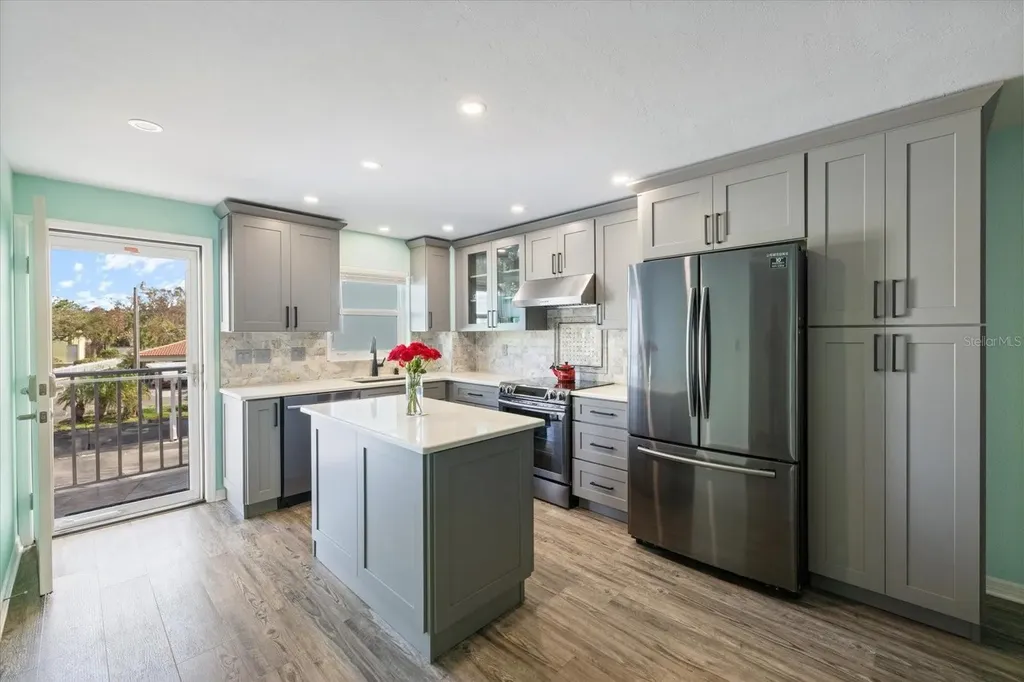 116 Vista Hermosa Circle Sarasota FL 34242