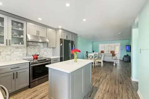 116 Vista Hermosa Circle Sarasota FL 34242