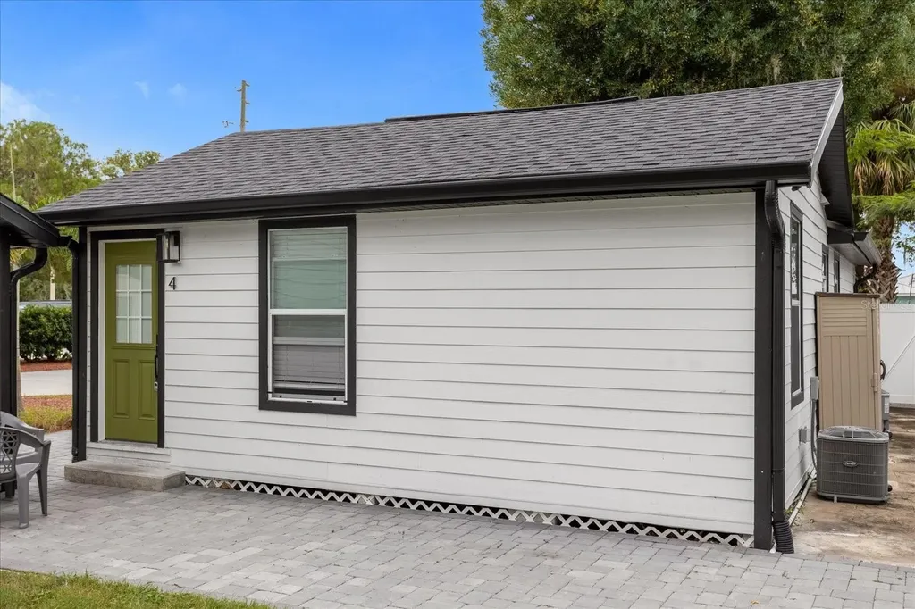 4521 Edgewater Drive Orlando FL 32804