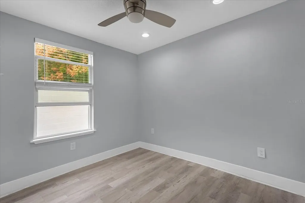 4521 Edgewater Drive Orlando FL 32804