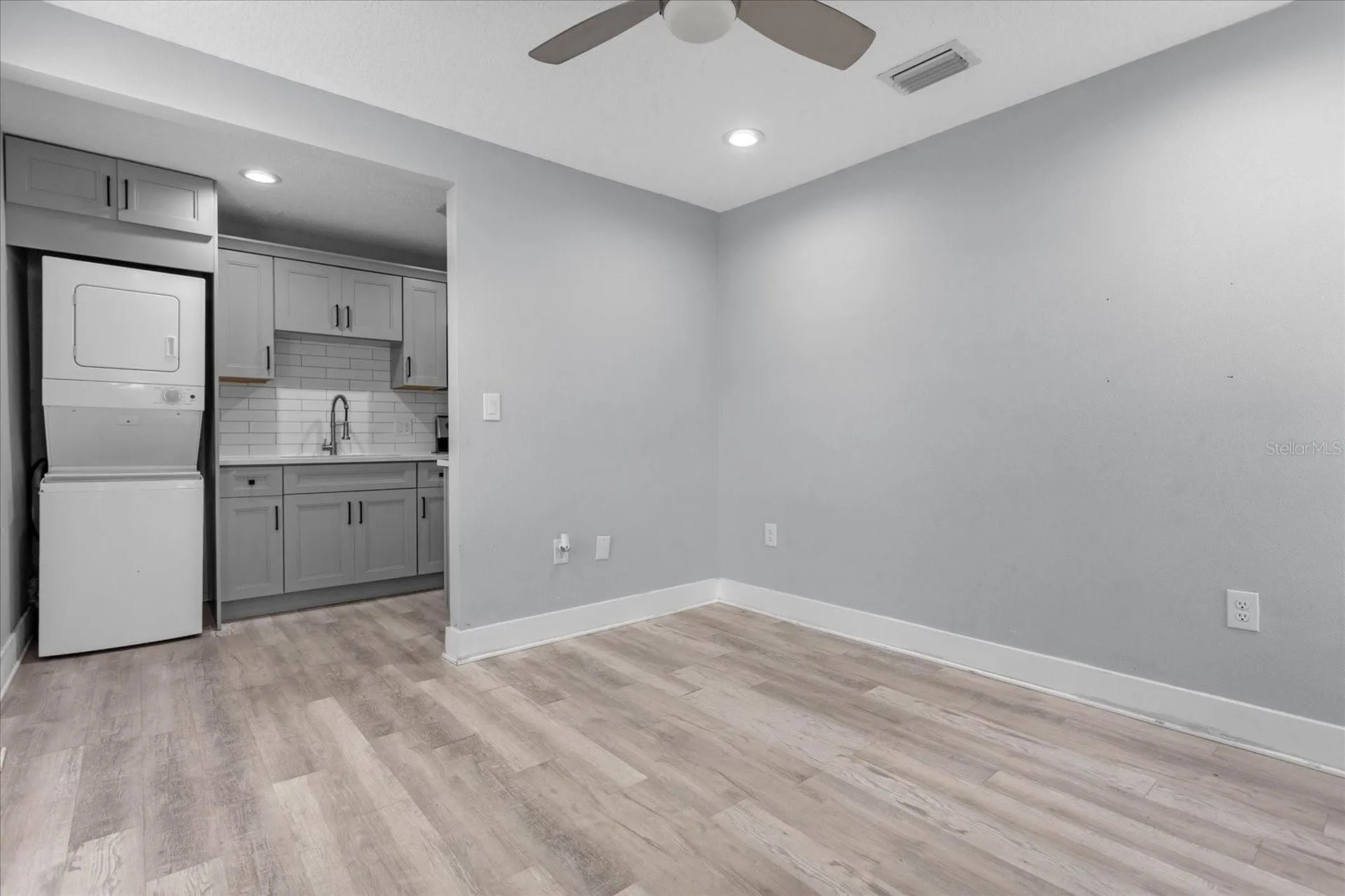 4521 Edgewater Drive Orlando FL 32804