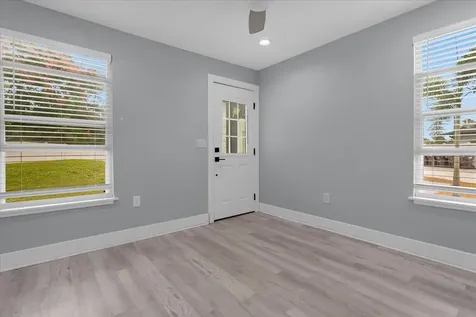 4521 Edgewater Drive Orlando FL 32804