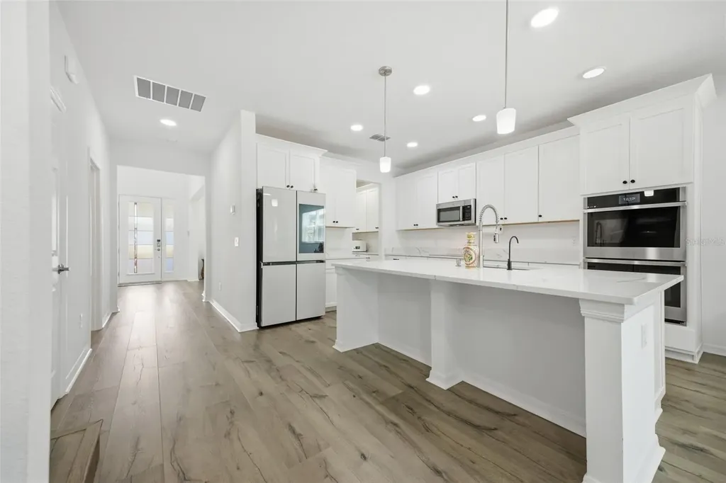 7792 Notched Pine Bend Wesley Chapel FL 33545