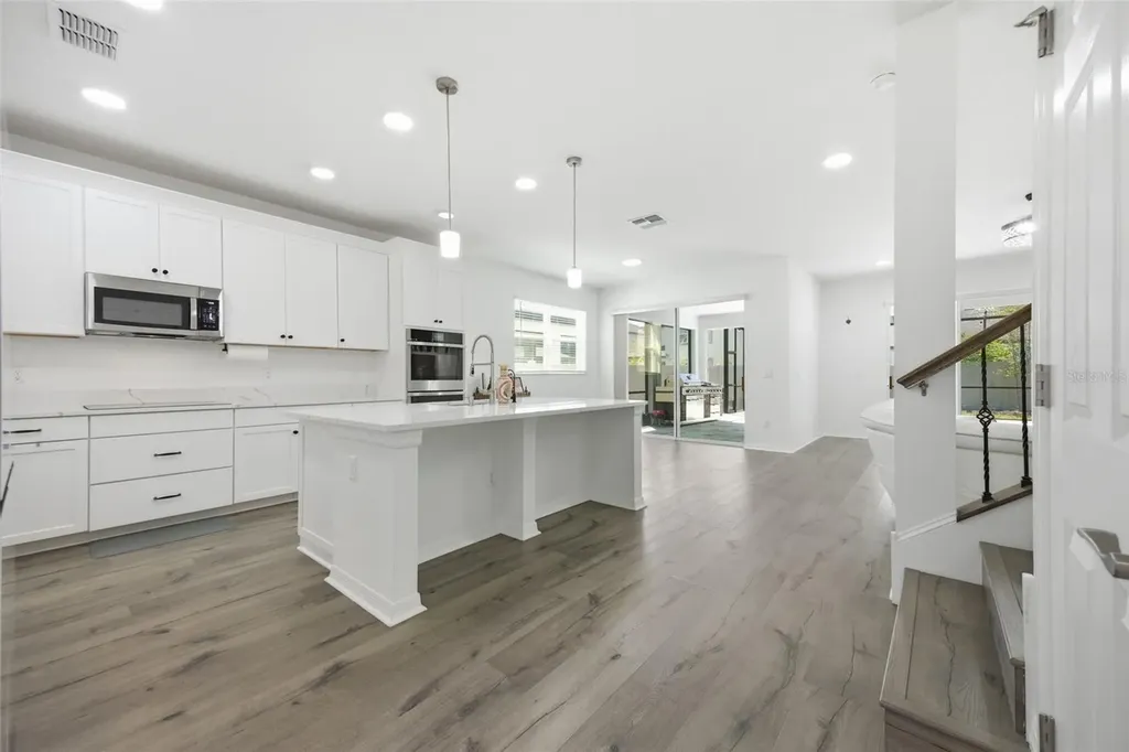 7792 Notched Pine Bend Wesley Chapel FL 33545