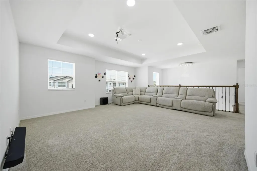 7792 Notched Pine Bend Wesley Chapel FL 33545