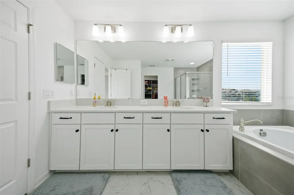 7792 Notched Pine Bend Wesley Chapel FL 33545