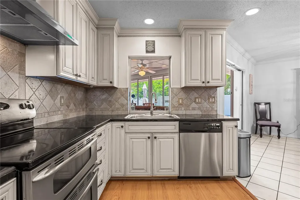 4233 Boswell Place Sarasota FL 34241