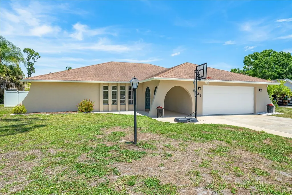 4233 Boswell Place Sarasota FL 34241