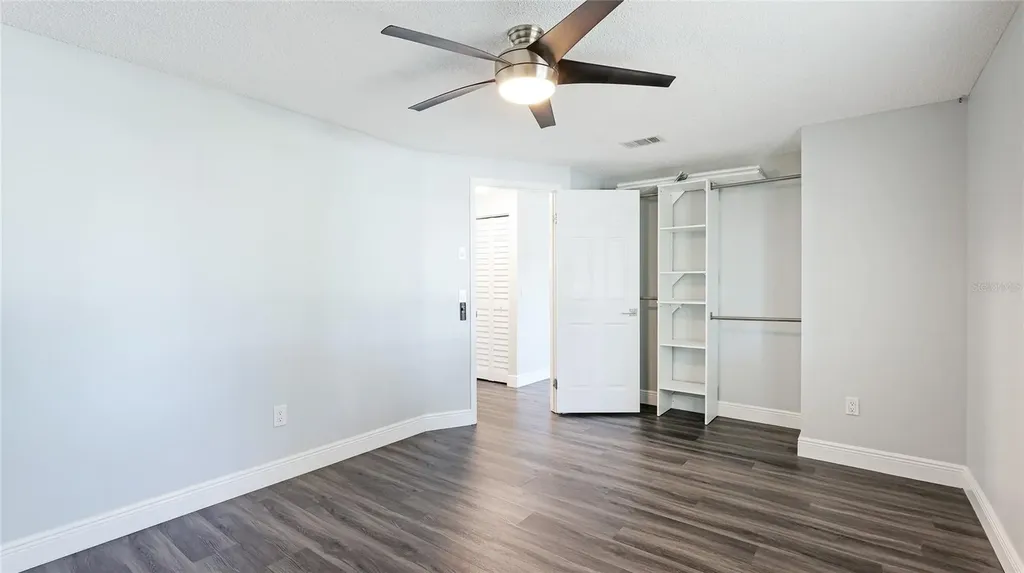 2237 Lockwood Meadows Circle Sarasota FL 34234