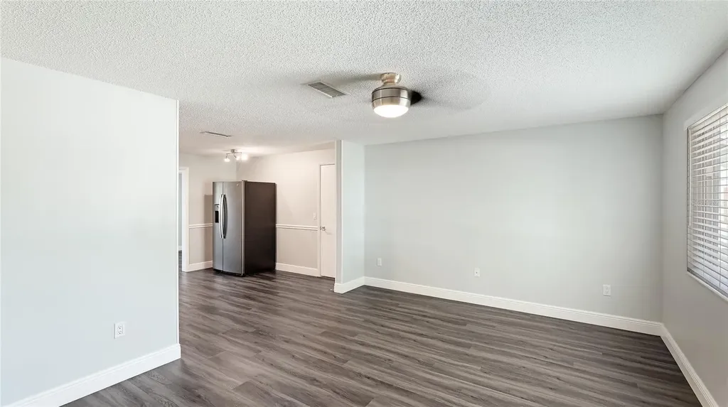 2237 Lockwood Meadows Circle Sarasota FL 34234