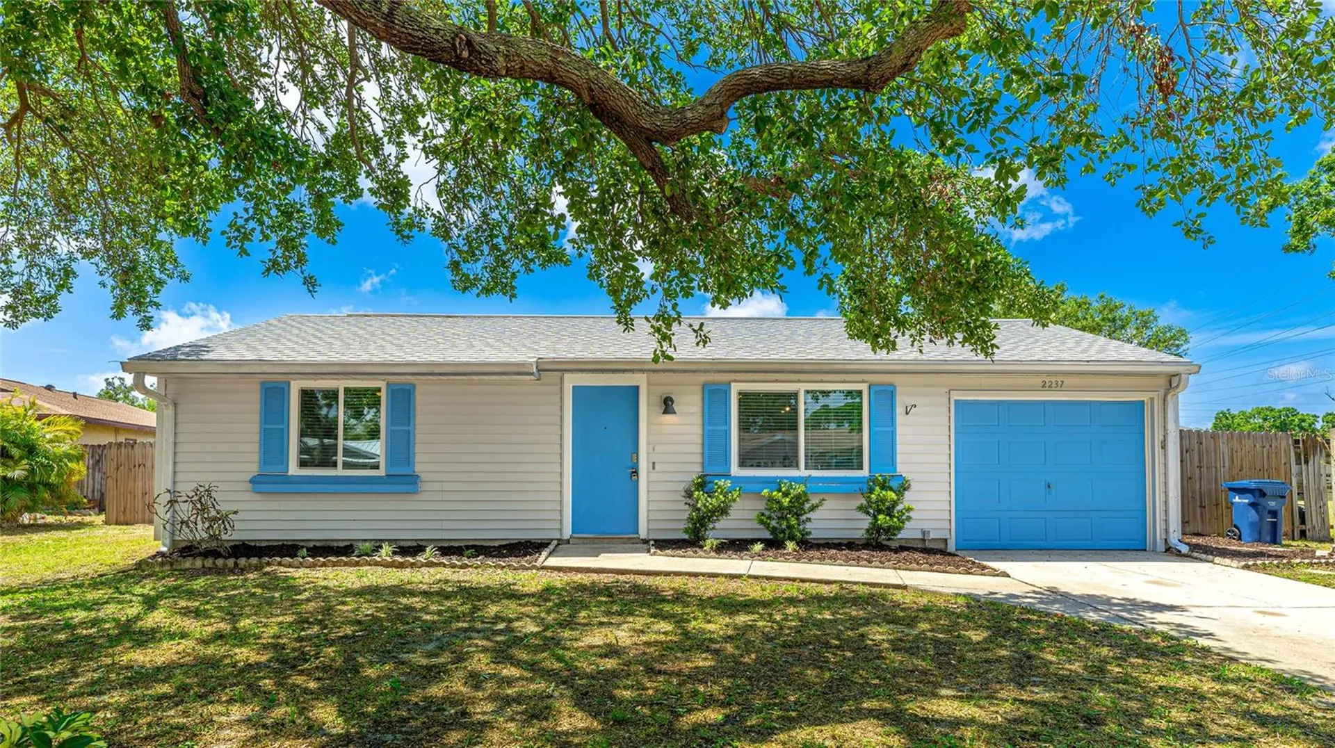 2237 Lockwood Meadows Circle Sarasota FL 34234
