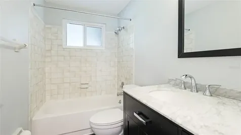 2237 Lockwood Meadows Circle Sarasota FL 34234