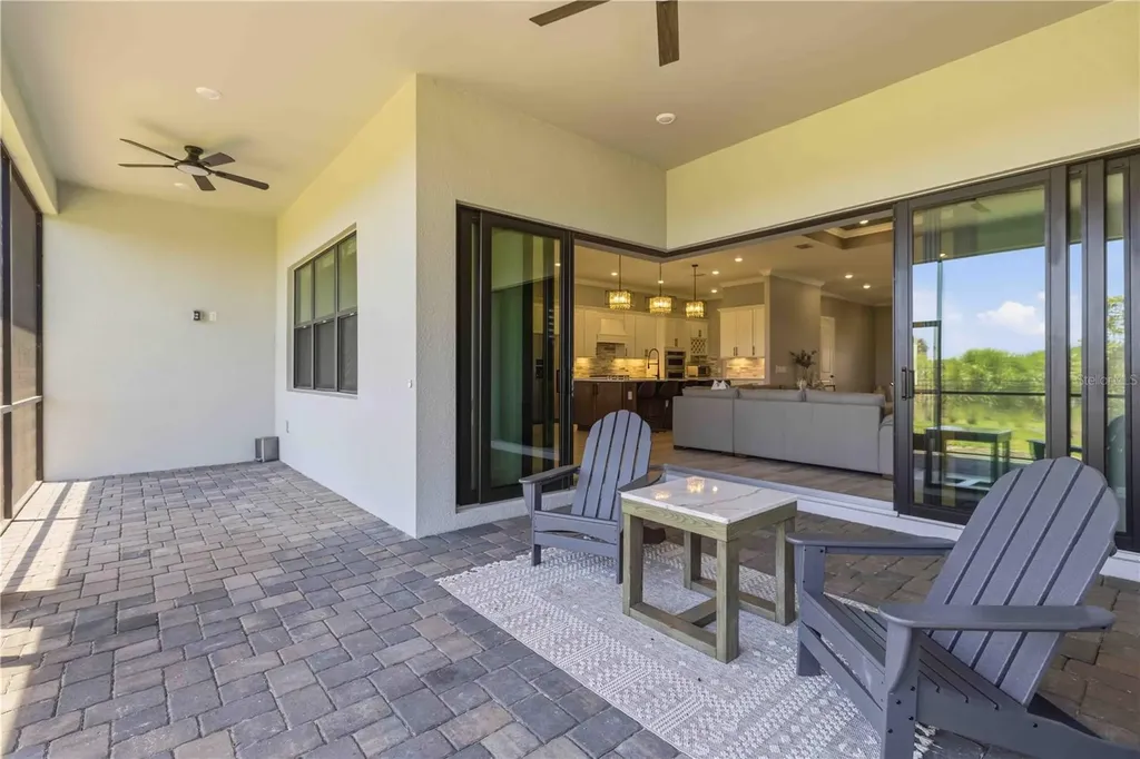 6075 Sawgrass Lake Court Nokomis FL 34275