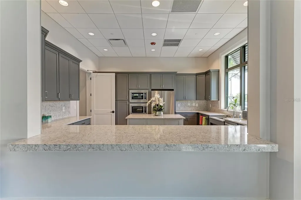 6075 Sawgrass Lake Court Nokomis FL 34275