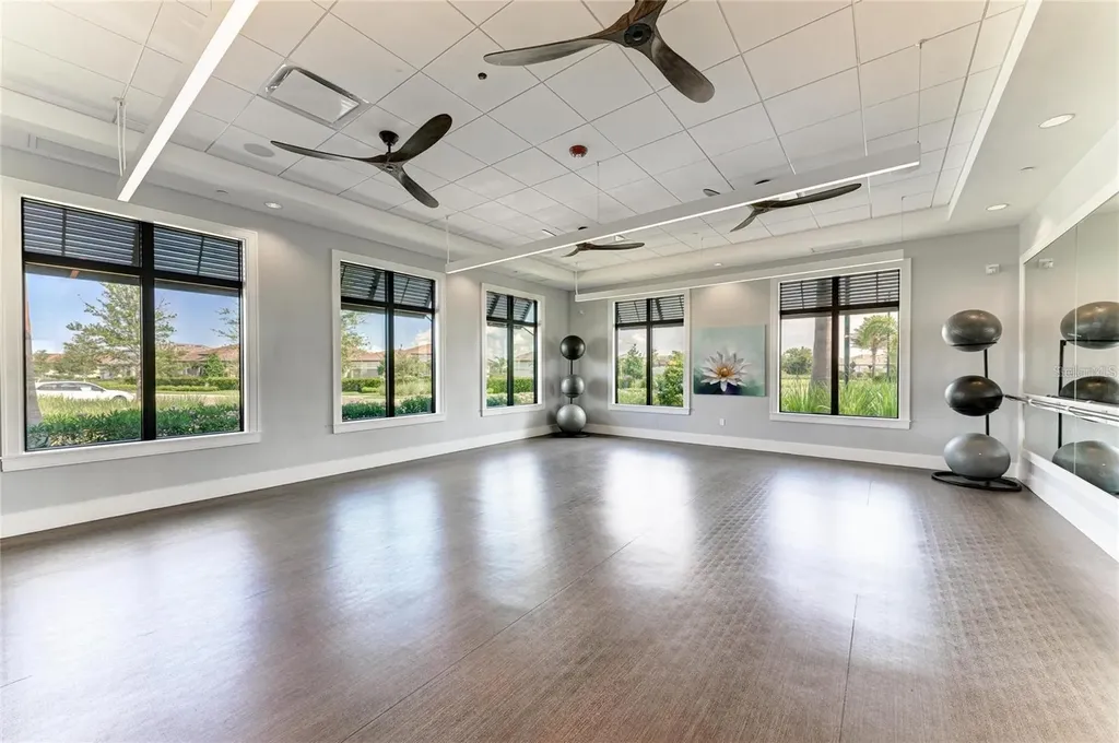 6075 Sawgrass Lake Court Nokomis FL 34275