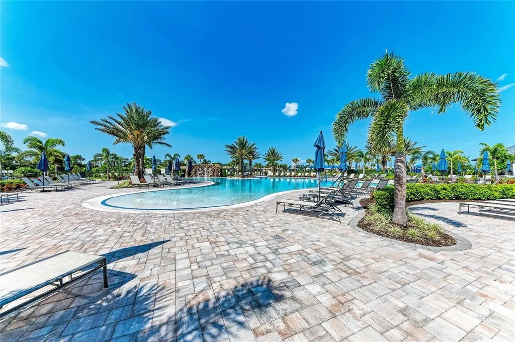 6075 Sawgrass Lake Court Nokomis FL 34275