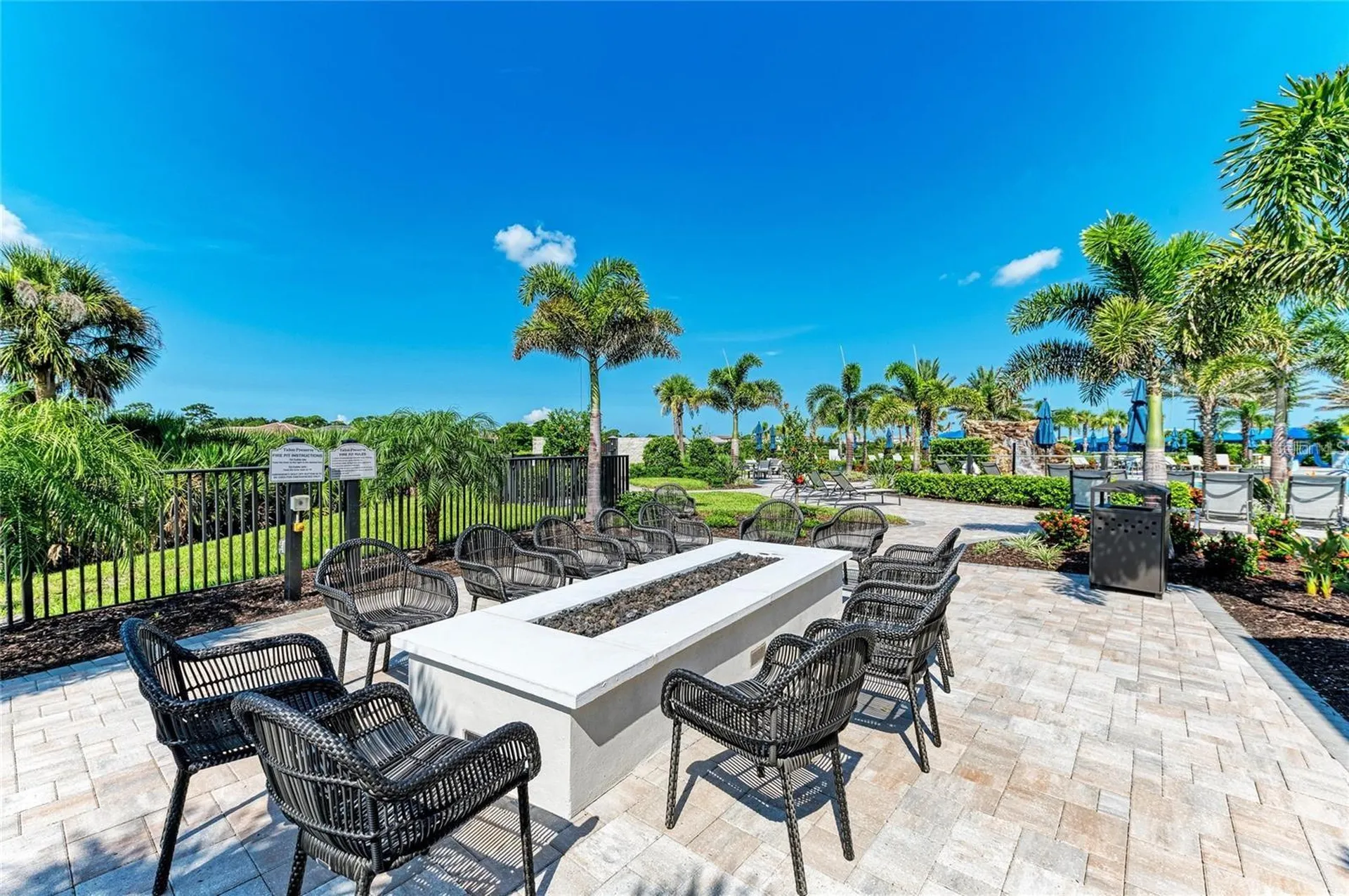 6075 Sawgrass Lake Court Nokomis FL 34275