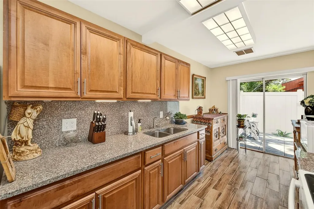 2064 Sunset Point Road Clearwater FL 33765