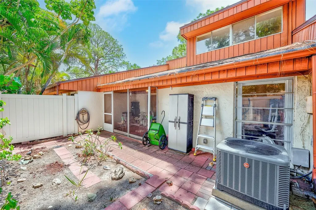 2064 Sunset Point Road Clearwater FL 33765