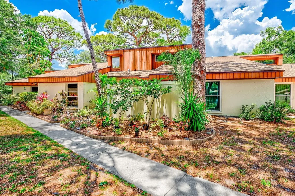 2064 Sunset Point Road Clearwater FL 33765