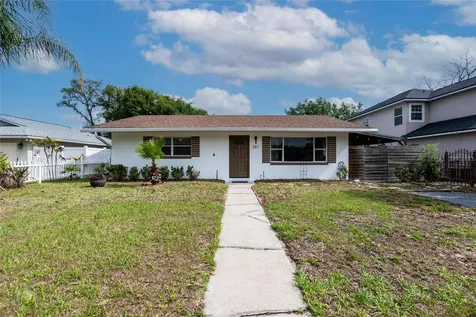 251 Pine Tree Drive Casselberry FL 32707