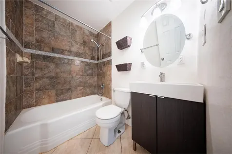 251 Pine Tree Drive Casselberry FL 32707