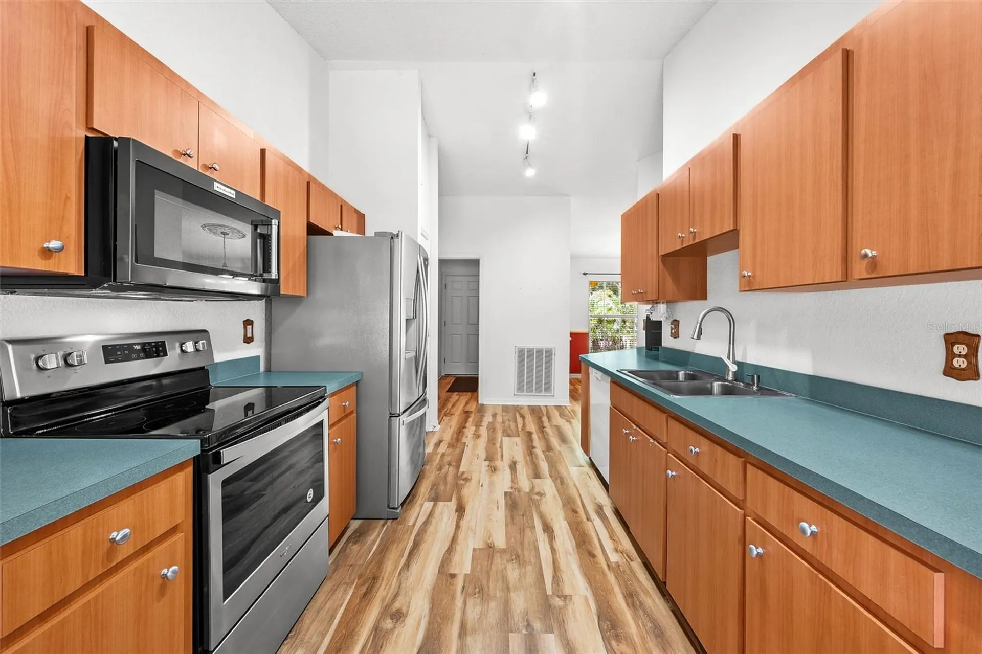 127 Winston Manor Circle Seffner FL 33584