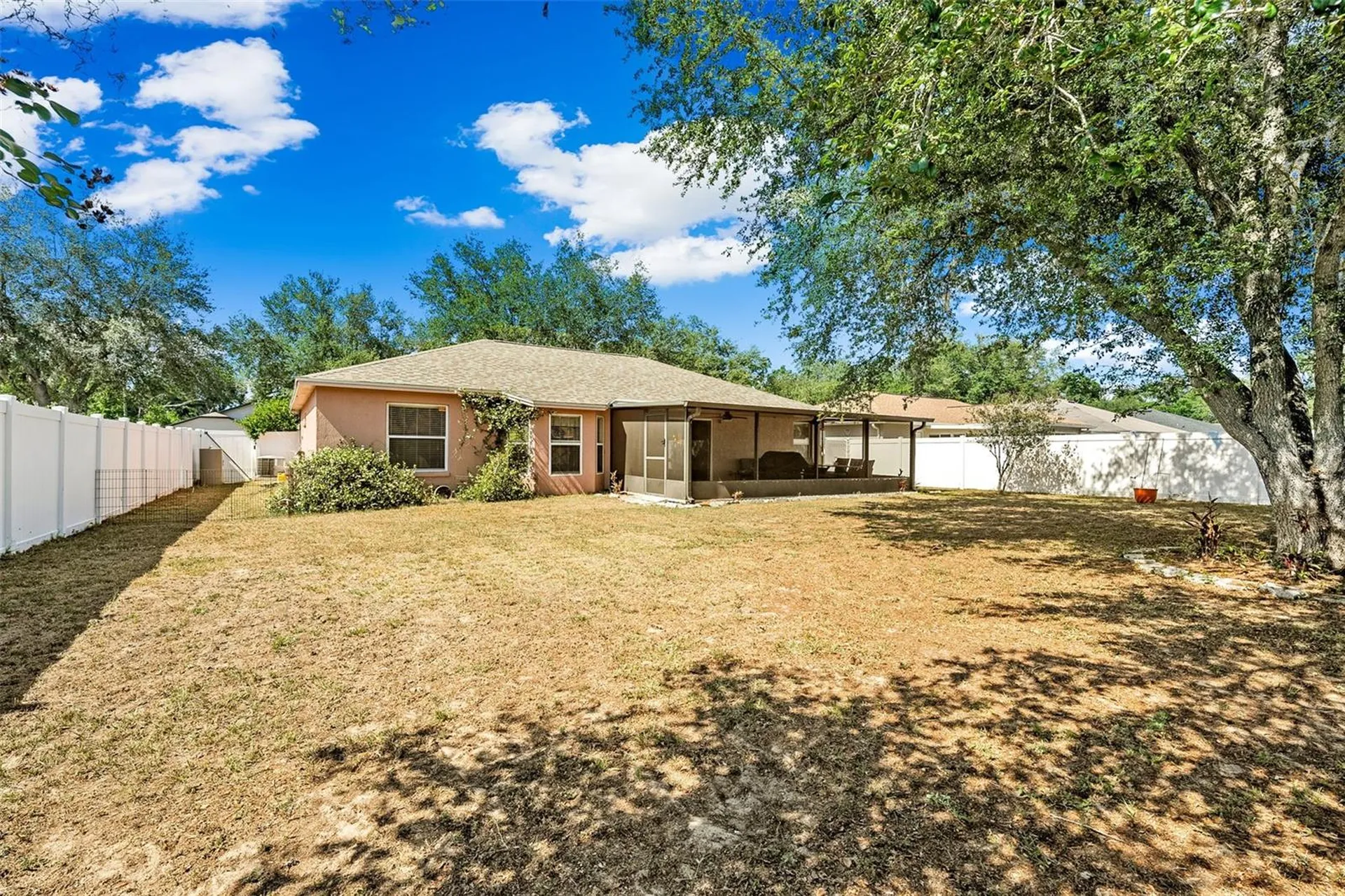 127 Winston Manor Circle Seffner FL 33584