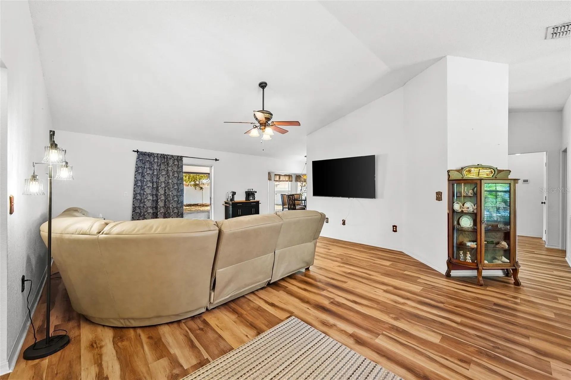 127 Winston Manor Circle Seffner FL 33584