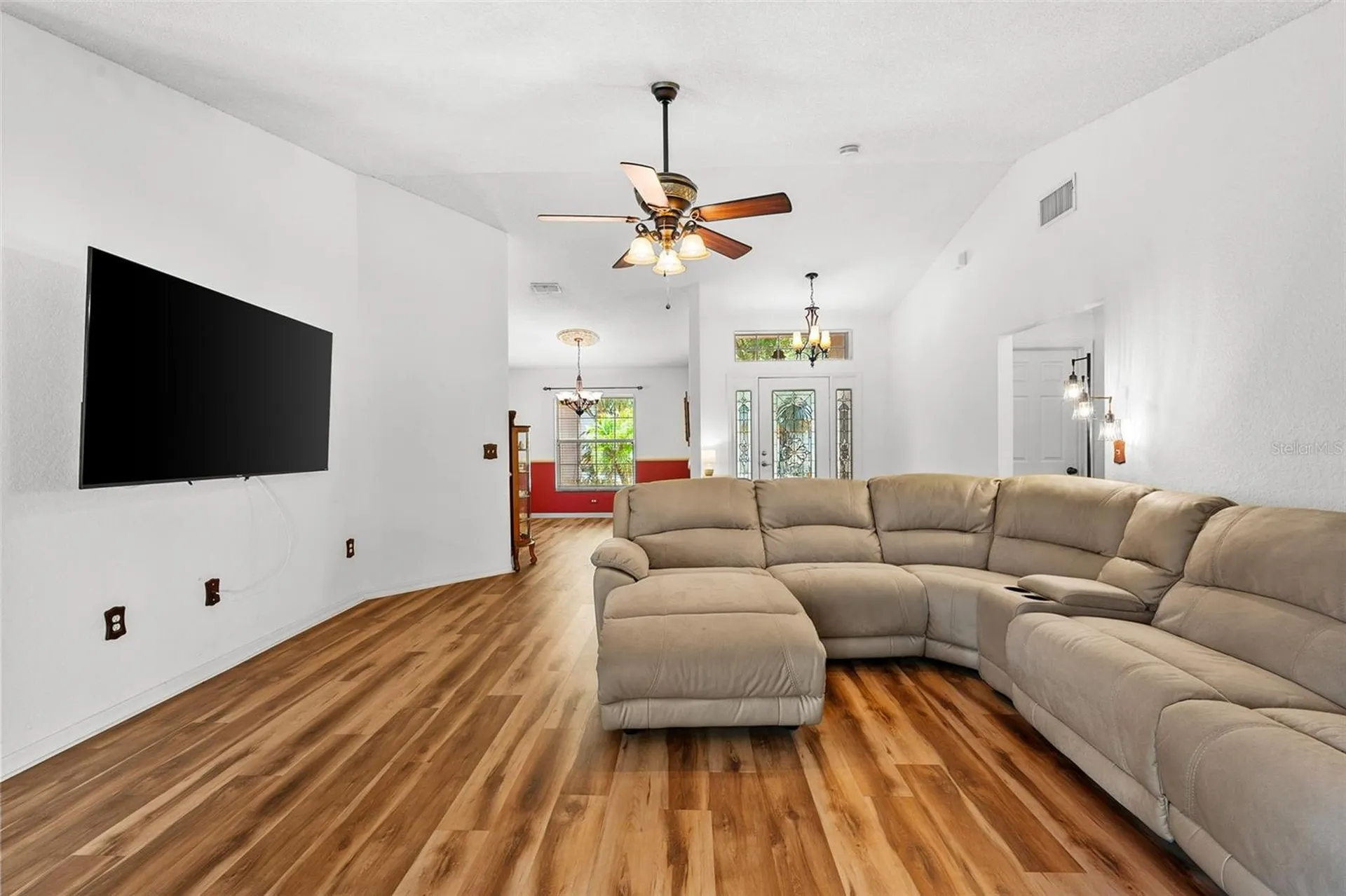 127 Winston Manor Circle Seffner FL 33584