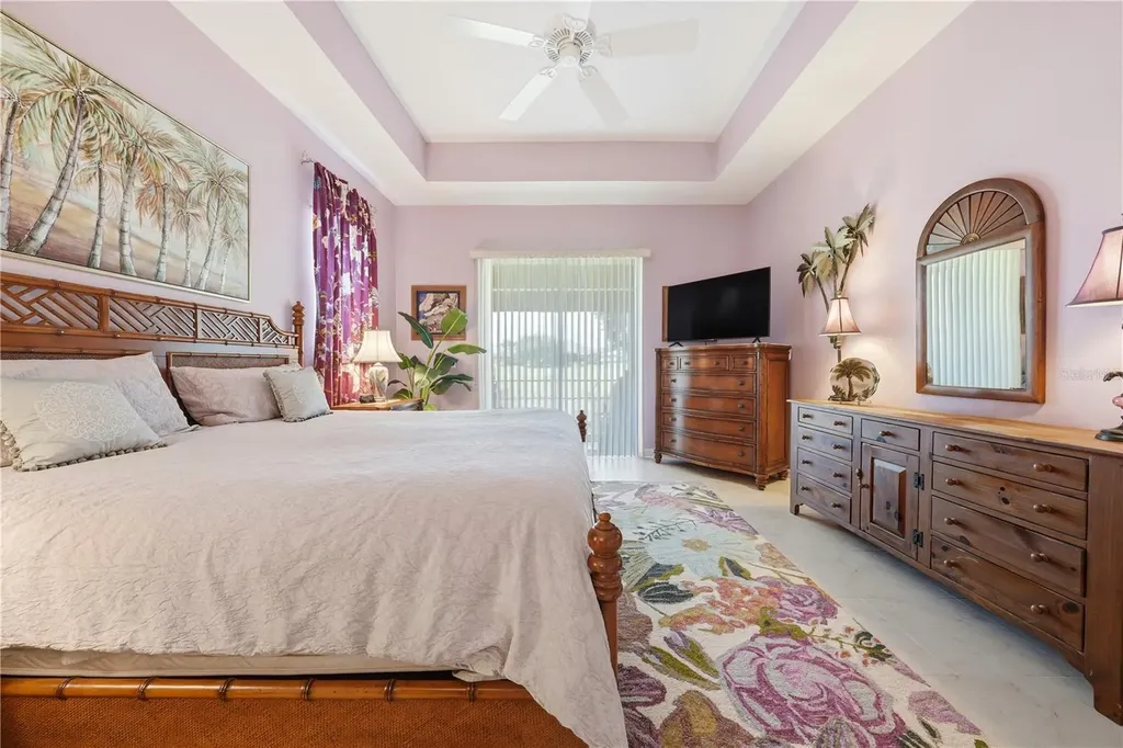5453 Grove Manor Lady Lake FL 32159
