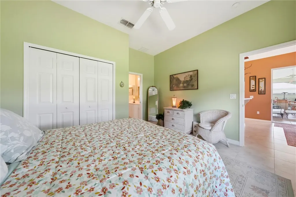 5453 Grove Manor Lady Lake FL 32159