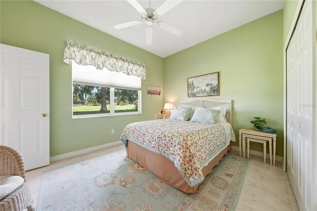 5453 Grove Manor Lady Lake FL 32159