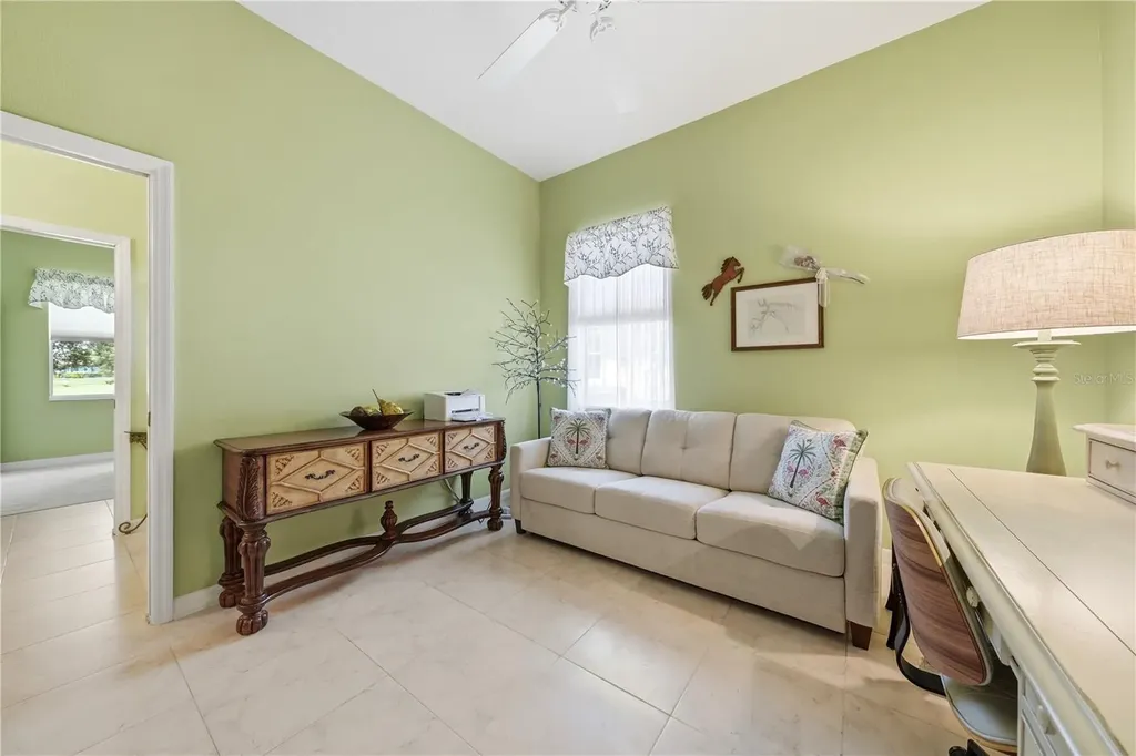 5453 Grove Manor Lady Lake FL 32159