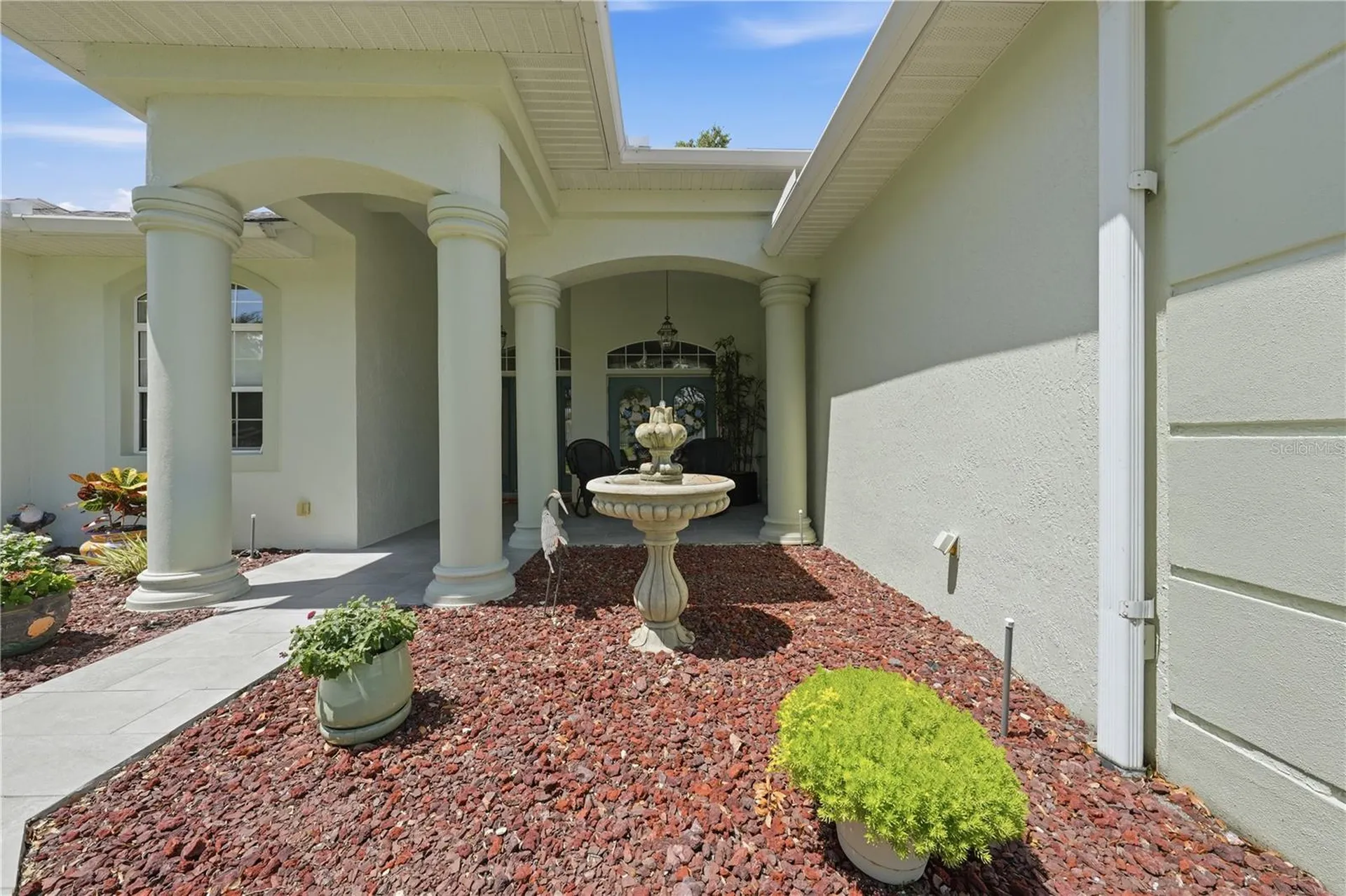 5453 Grove Manor Lady Lake FL 32159