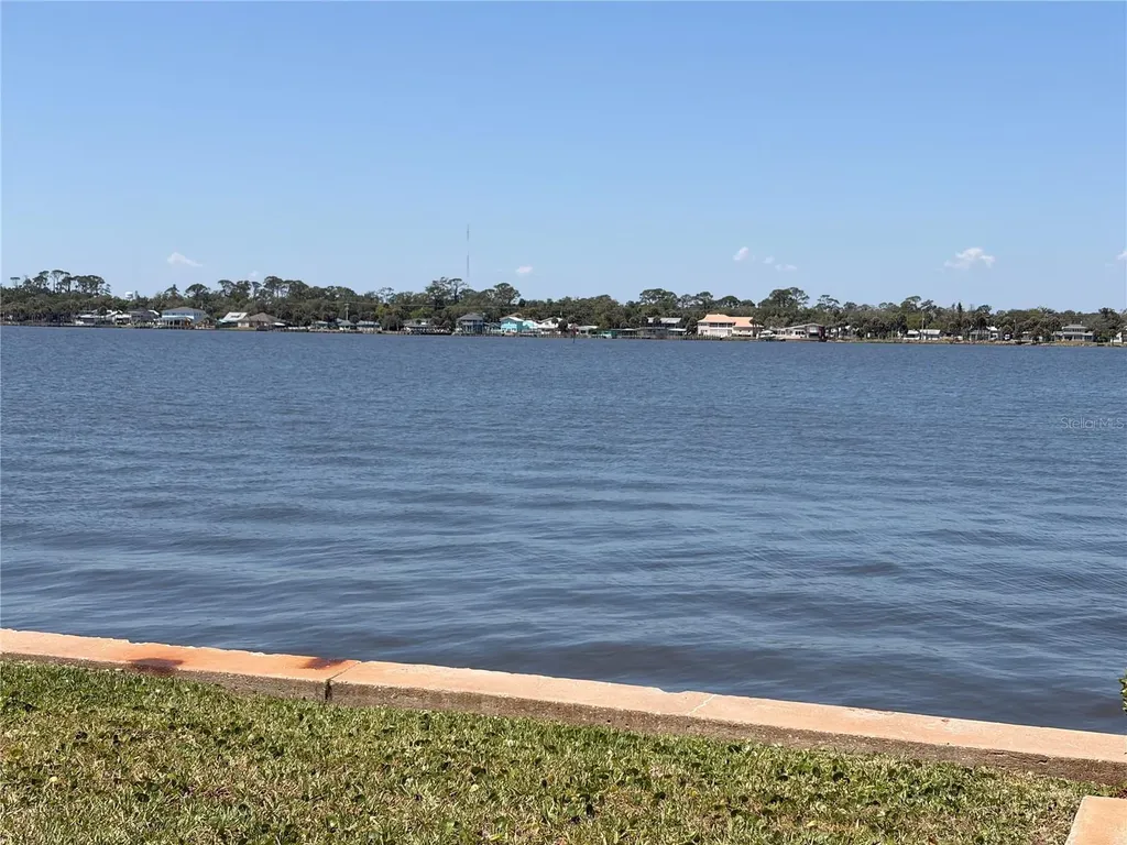 3009 N Halifax Avenue Daytona Beach FL 32118